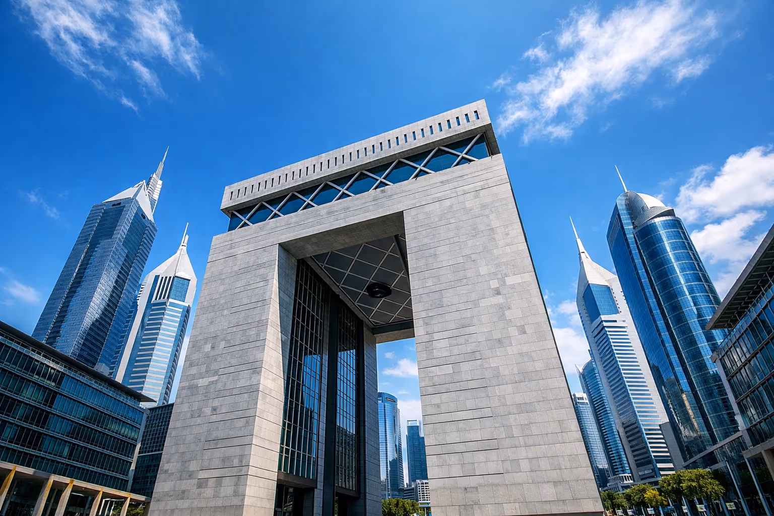 Expert consultants guiding Dubai branch office establishment and regulatory compliance procedures