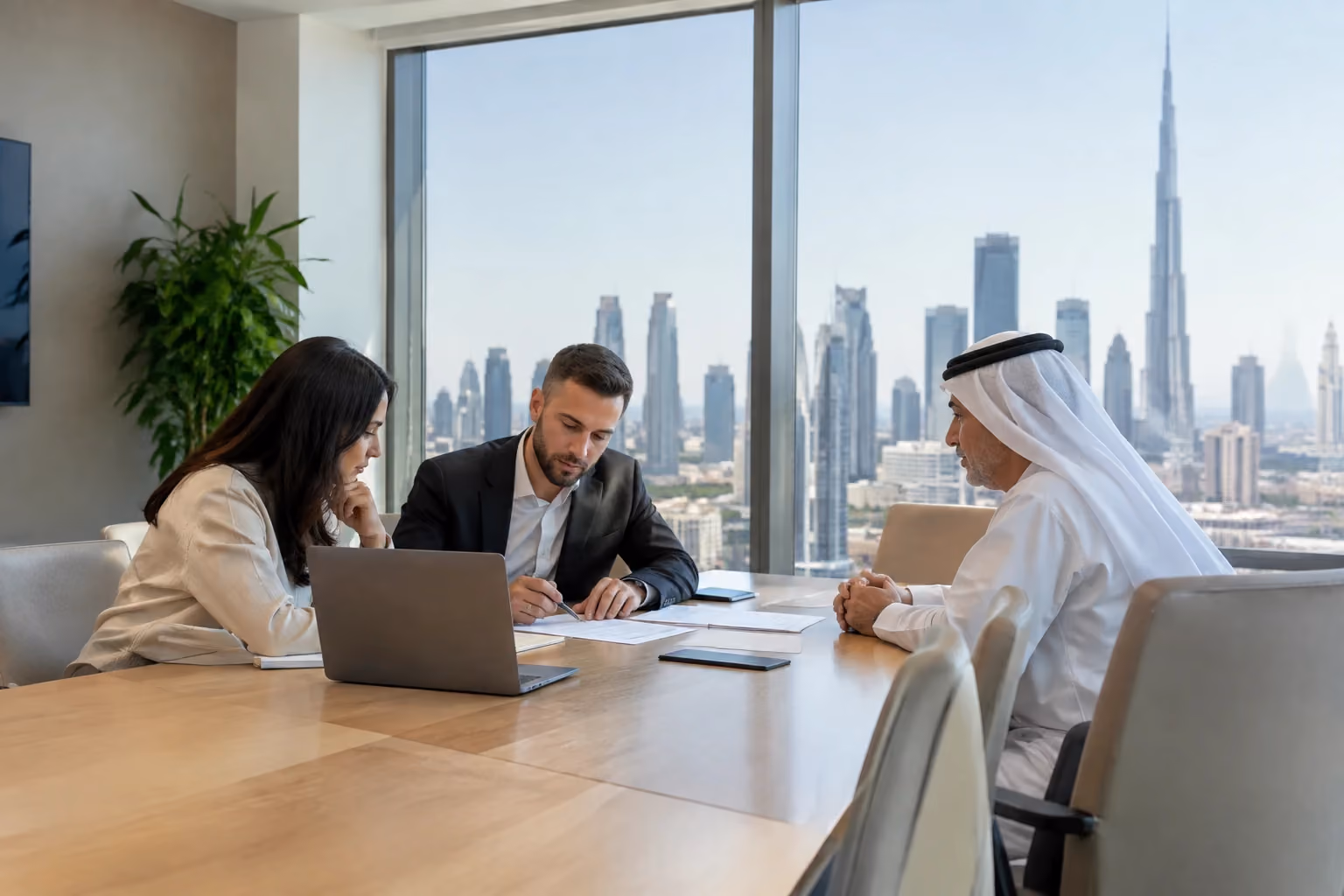 تعرّف على Can You Use a Mortgaged or Shared Property for a Dubai Retirement Visa من takweenadvisory.ae